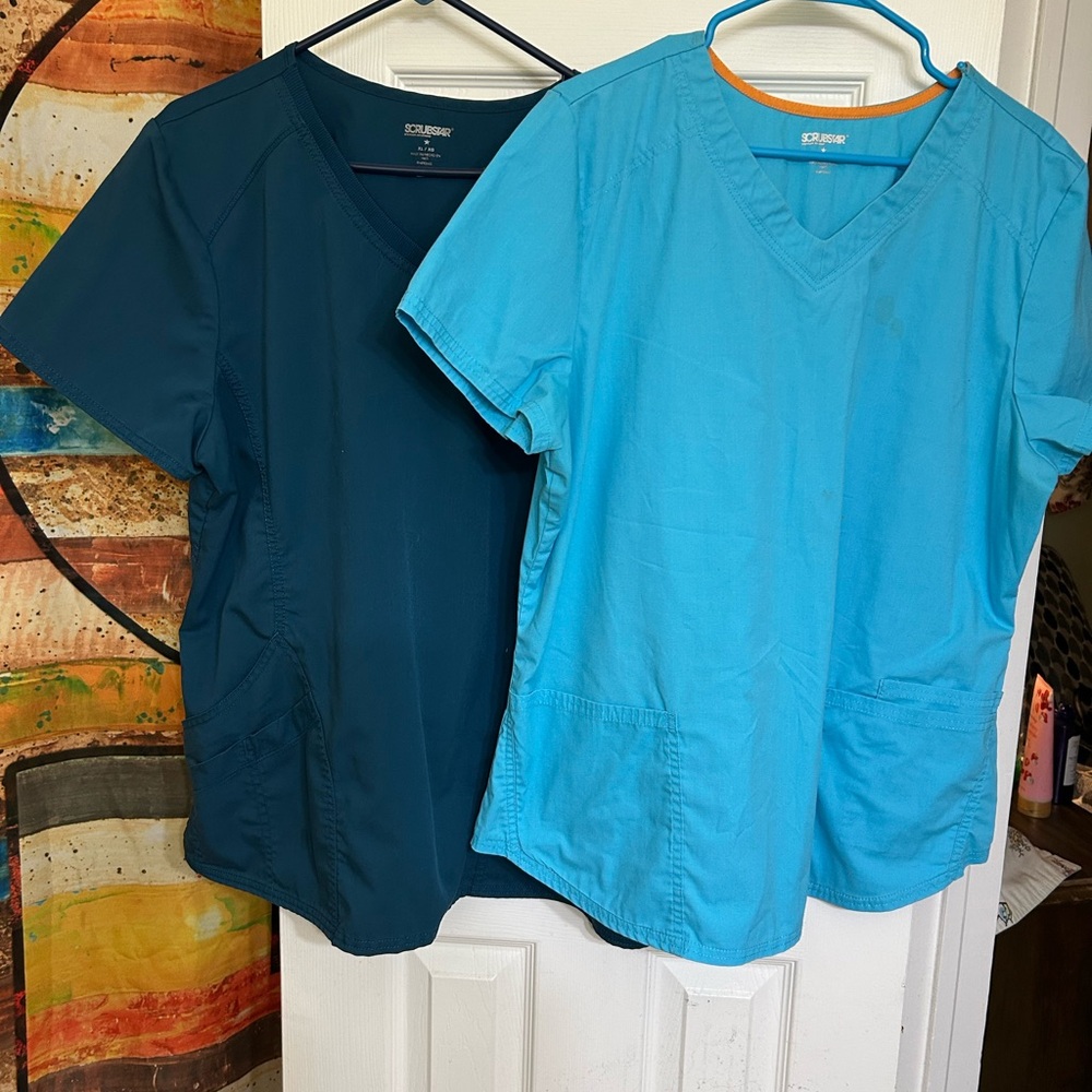 Scrubstar Short Sleeve Scrub Top-Dark Blue and Light Blue